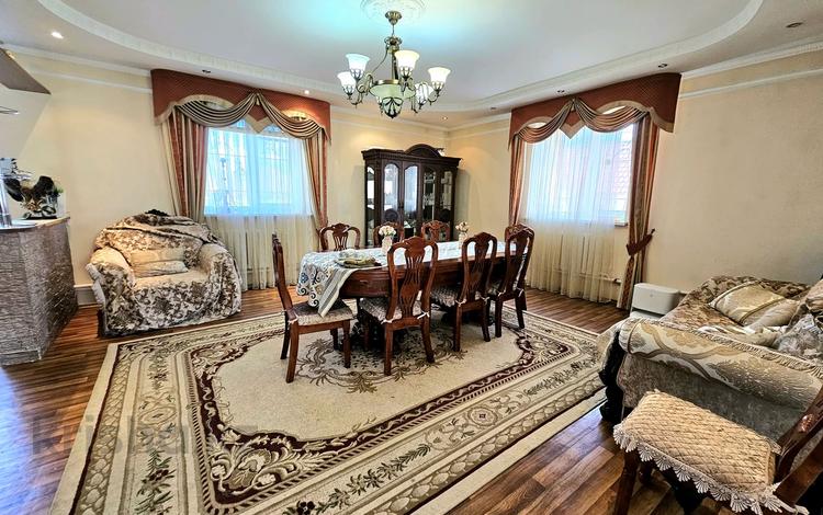 Отдельный дом · 4 комнаты · 200 м² · 12 сот., Куланотпес 14/1 за 110 млн ₸ в Астане — фото 2