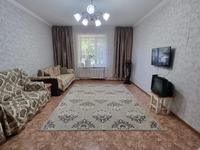 3-комнатная квартира, 94 м², 1/2 этаж, Рыскулова 19 за 18 млн 〒 в Семее