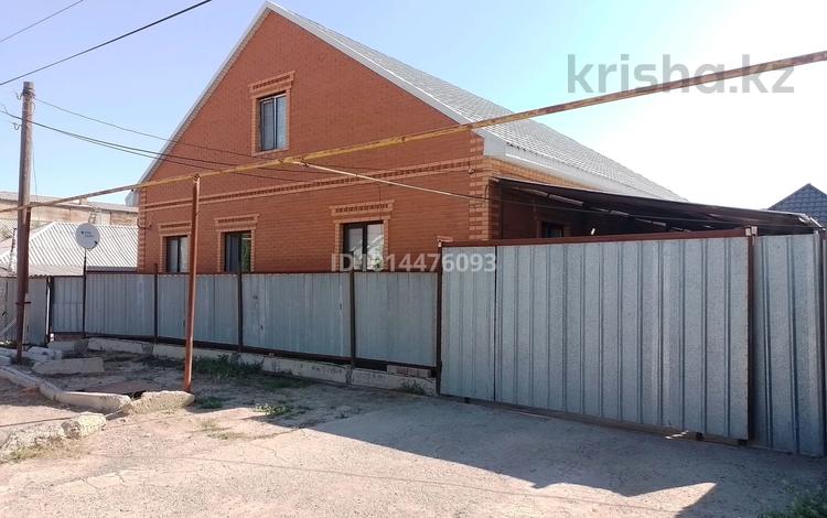 Жеке үй · 4 бөлме · 130 м² · 6 жүзд., Алмагүл ш/а., Сагыз 10 — За женской колонии, бағасы: 50 млн ₸ в Атырау, мкр. Алмагуль — фото 2