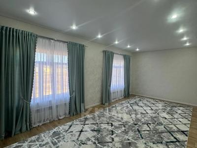Отдельный дом · 4 комнаты · 156 м² · 10 сот., Жанаконыс 2 за 35 млн ₸ в Актобе