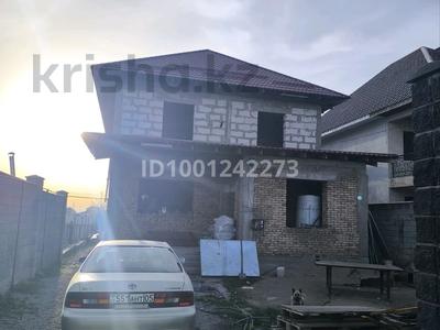 Отдельный дом · 7 комнат · 240 м² · 5 сот., Суюнбай — Школы за 26 млн 〒 в Исаеве