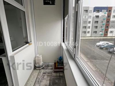 2-бөлмелі пәтер · 81 м² · 2/5 қабат, Аскарова 300 — Радом базар кирова, бағасы: 120 000 ₸ в Таразе