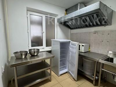 Продажа коммерческой недвижимости в Алматы: Свободное назначение, офисы, магазины и бутики, склады, общепит, салоны красоты, медцентры и аптеки, образование, развлечения · 44.8 м² за 34 млн 〒 Свободное назначение, офисы, магазины и бутики, склады, общепит, салоны красоты, медцентры и аптеки, образование, развлечения · 44.8 м² за 34 млн 〒 в Алматы, Ауэзовский р-н
