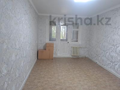 2-комнатная квартира, 45 м², 4/5 этаж, 5-МКР за 10.3 млн 〒 в Таразе