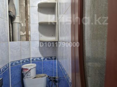2-комнатная квартира · 44.5 м² · 2/5 этаж, Ерлик 27 — Возле акимата за 6 млн ₸ в Дамса