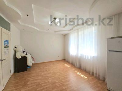 2-бөлмелі пәтер · 47 м² · 8/9 қабат, Б. Момушулы 18, бағасы: 20.8 млн ₸ в Астане, Алматы р-н
