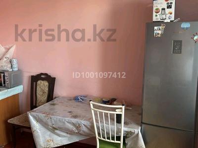 2-комнатная квартира · 68.7 м² · 5/5 этаж, Мереи м/а 24.Б — мектеп за 16 млн 〒 в 