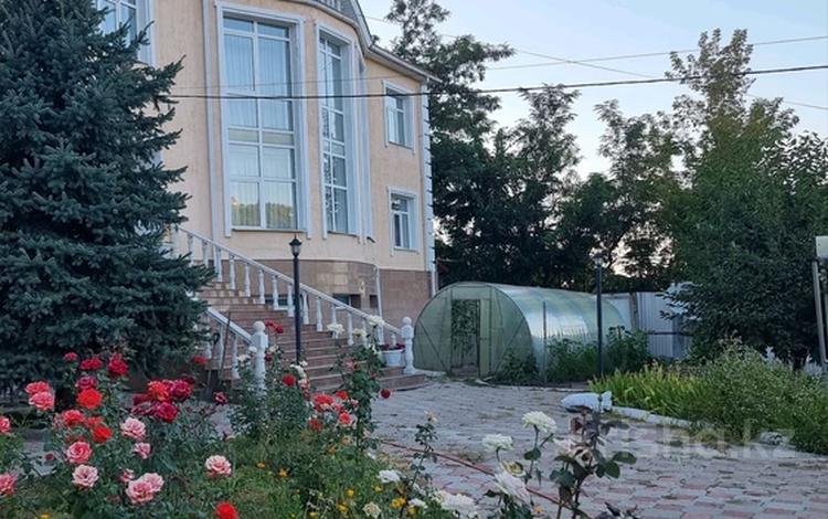 Отдельный дом · 9 комнат · 950 м² · 4 сот., Олимпийскся 31 за ~ 1.4 млн ₸ в Алматы, Медеуский р-н — фото 2