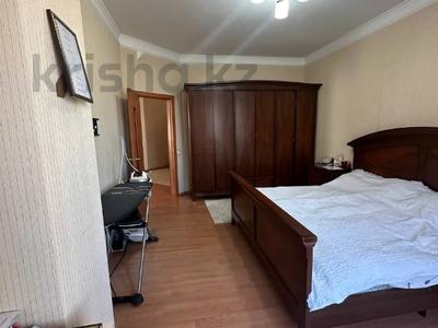 3-бөлмелі пәтер, 90 м², 7/10 қабат, Отырар 4/2, бағасы: 39 млн 〒 в Астане, р-н Байконур