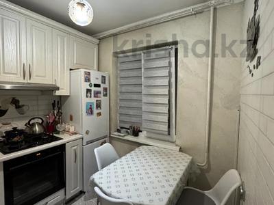 2-бөлмелі пәтер · 43 м² · 2/5 қабат, Айнабұлақ-3 ш/а., бағасы: 29 млн ₸ в Алматы, Жетысуский р-н