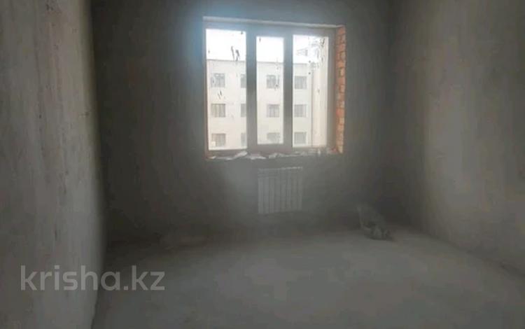 1-комнатная квартира, 47 м², 4/5 этаж, Муканова 51/8 за 18 млн 〒 в Караганде, Казыбек би р-н — фото 2