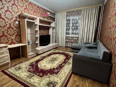 3-комнатная квартира, 70 м², 4/5 этаж помесячно, Тлендиева 48 за 250 000 〒 в Алматы, Алмалинский р-н