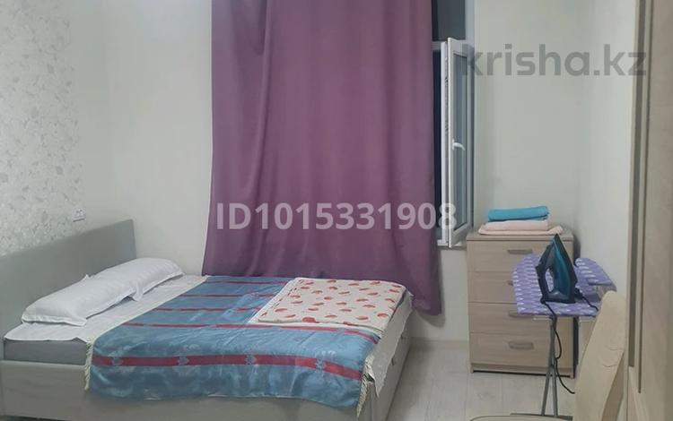 2-комнатная квартира · 54 м² · 8/9 этаж, 17-й мкр 97 за 180 000 ₸ в Актау — фото 2
