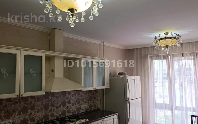 3-бөлмелі пәтер · 110 м² · 5/6 қабат, 15-ш/а. 62, бағасы: 250 000 ₸ в Актау, 15-й мкр — фото 6