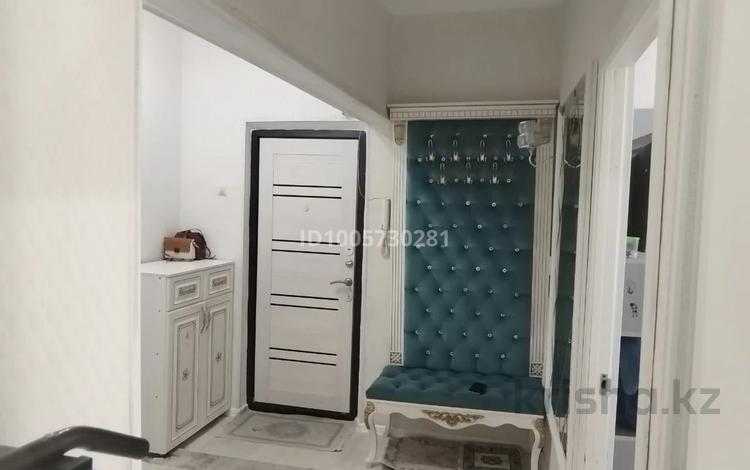 3-комнатная квартира · 60.4 м² · 3/5 этаж, 10 мкр 27 за 23 млн ₸ в Таразе — фото 2