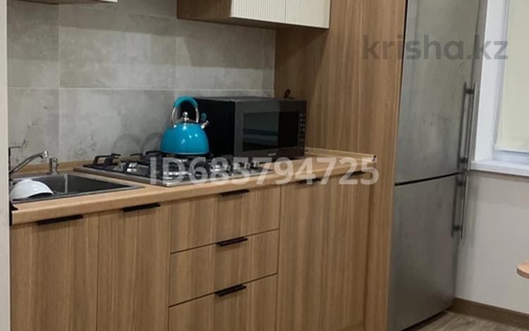 1-бөлмелі пәтер · 50 м², Жамбыла 231, бағасы: 2 500 ₸ в Алматы, Алмалинский р-н — фото 2