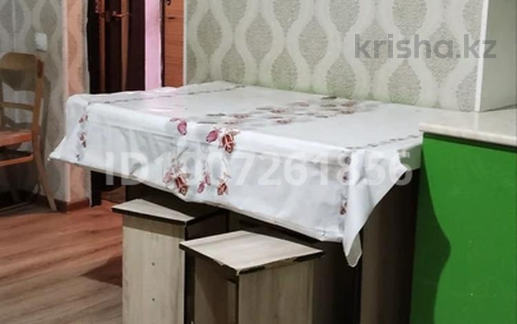 Отдельный дом · 2 комнаты · 64 м² · 6 сот., Абишева 53 — За строительный рынок Жибек жолы.ул Абишева за 80 000 〒 в Таразе — фото 2