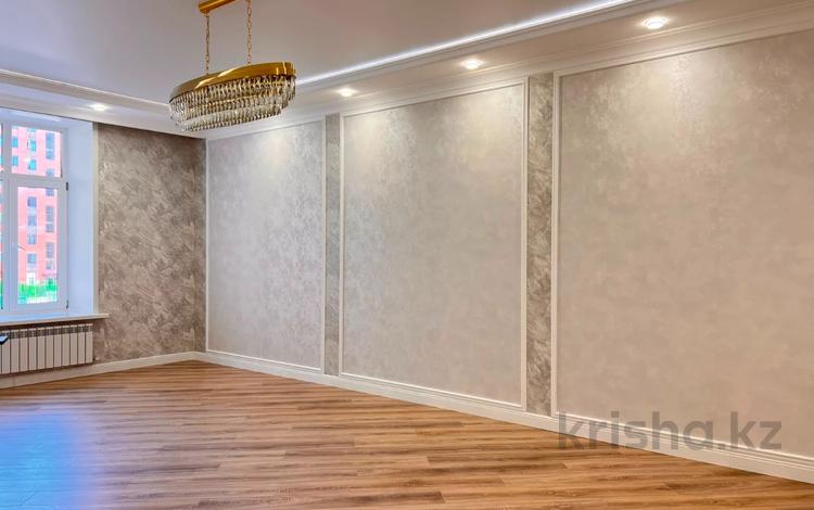 4-комнатная квартира · 129 м² · 3/10 этаж, мкр Юго-Восток, Ашимова 17 за 89.9 млн ₸ в Караганде, Казыбек би р-н — фото 2