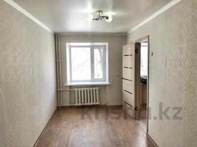 2-комнатная квартира, 44 м², 2/5 этаж, Майкудук, 11 квартал за 12.5 млн 〒 в Караганде, Алихана Бокейханова р-н
