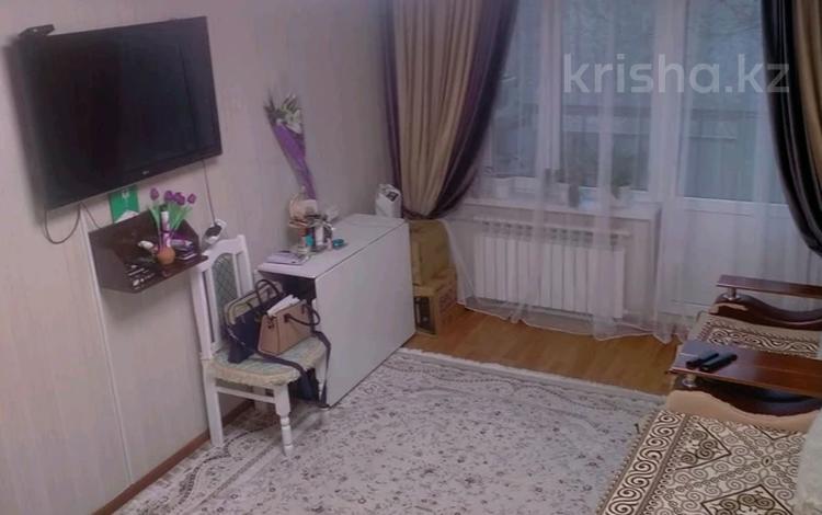 2-комнатная квартира, 46 м², 2/5 этаж, Самал 17