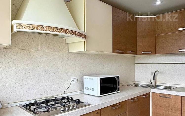 4-комнатная квартира · 96 м² · 4/5 этаж, Махамбета 125 за 26 млн ₸ в Атырау — фото 9