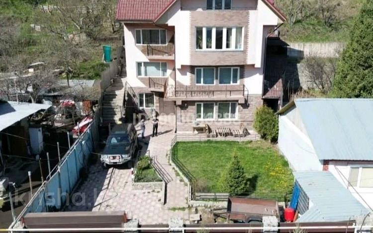 Отдельный дом · 9 комнат · 354.3 м² · 11 сот., Садовая 1/2 за 120 млн ₸ в  — фото 2