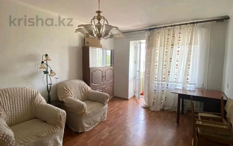 2-комнатная квартира, 44 м², 4/10 этаж, мкр Юго-Восток, мкр Юго-Восток, пр. Строителей 13