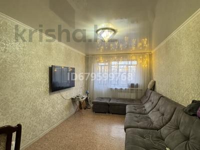 2-комнатная квартира · 46 м² · 4/5 этаж, Пришахтинск, 23й микрорайон за 12 млн 〒 в Караганде, Алихана Бокейханова р-н