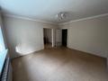 1-комнатная квартира · 39.2 м² · 1/9 этаж, Гагарина 1 — 22 школа, магазин Алтындар за 13 млн ₸ в Уральске — фото 6