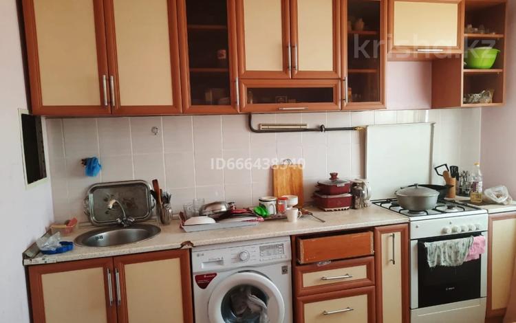 3-бөлмелі пәтер · 92 м² · 8/9 қабат, 33-ш/а. 20, бағасы: 16 млн ₸ в Актау, 33-й мкр — фото 2