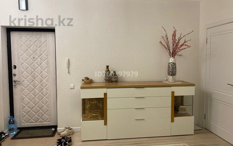 2-комнатная квартира · 60 м² · 13/21 этаж, Тауелсиздик 21/4 за 35 млн ₸ в Астане, Алматы р-н — фото 2