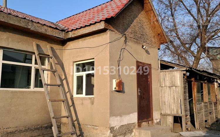Жеке үй · 6 бөлме · 58.4 м² · 117.8 жүзд., Тәуелсіздік 33 — Жеке үйhttps://2gis.kz/almaty/geo/70030076355981349/77.401900,43.3682, бағасы: 20 млн ₸ в Орикти — фото 2