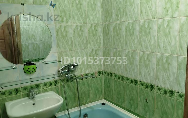 2-комнатная квартира · 42 м² · 1/5 этаж, Строительная 6 — Мкр. Западный за 150 000 ₸ в Костанае — фото 2