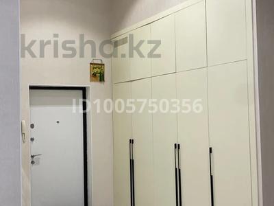 4-бөлмелі пәтер · 130 м² · 1/11 қабат, 17-й мкр 99, бағасы: 60 млн ₸ в Актау