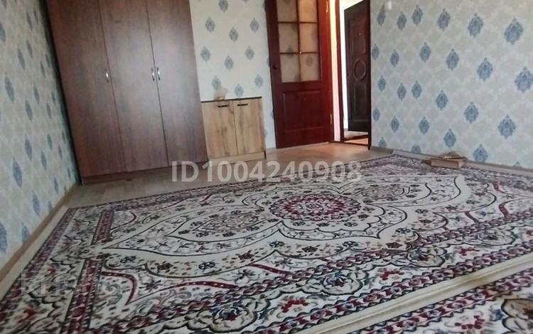 1-комнатная квартира · 36 м² · 5/5 этаж, 8-й микрорайон, 8-й микрорайон 7 дом за 130 000 ₸ в Шымкенте, Туран р-н — фото 2