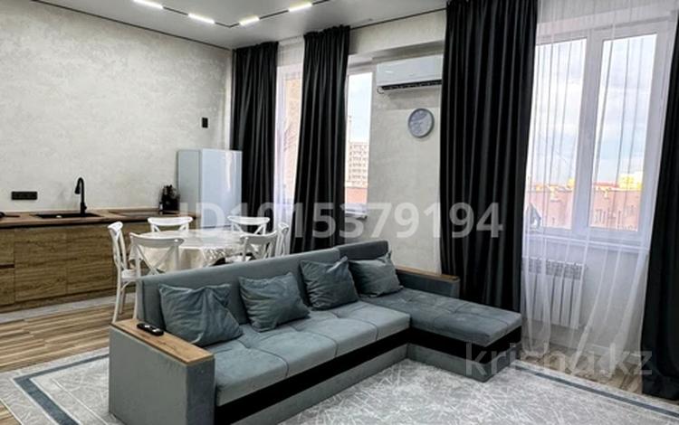 3-комнатная квартира · 86 м² · 6/13 этаж, 16-й мкр 85 за 300 000 ₸ в Актау — фото 2