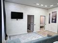 3-комнатная квартира · 86 м² · 6/13 этаж, 16-й мкр 85 за 300 000 ₸ в Актау — фото 2