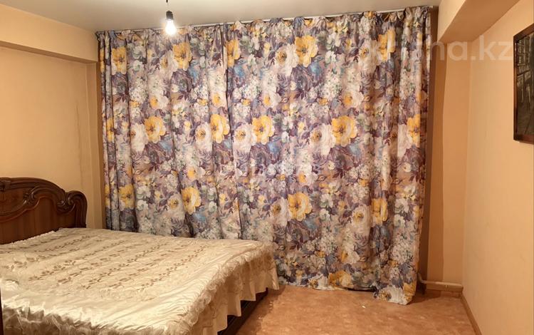 3-комнатная квартира · 90.1 м² · 8/9 этаж, Әл-Фараби 36 за 200 000 ₸ в Усть-Каменогорске — фото 2