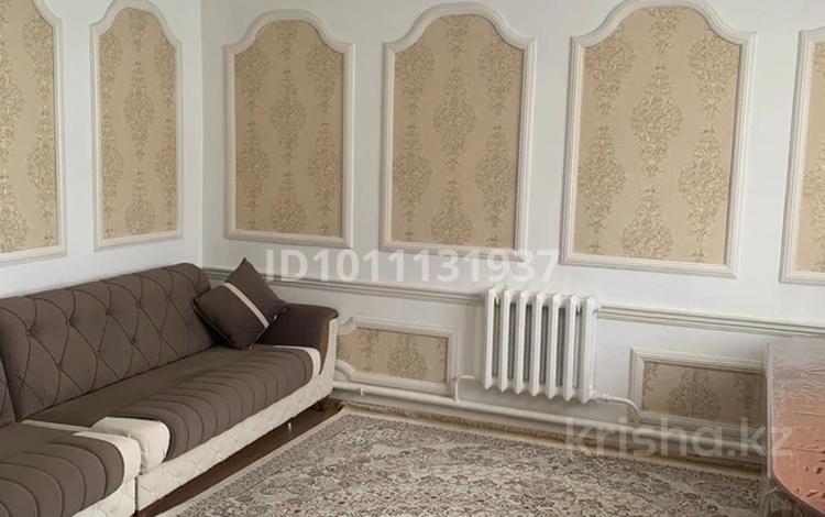 Отдельный дом · 3 комнаты · 81 м² · 200 сот., Досмухамедова 91 за 38 млн ₸ в Уральске — фото 2