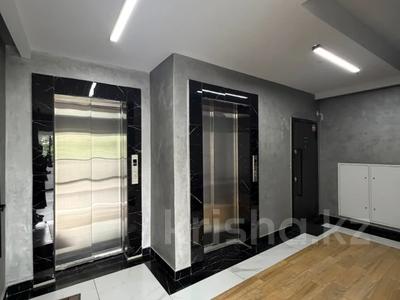 2-бөлмелі пәтер · 60 м² · 5/13 қабат, Ади Шарипова 145 — Шевченко, бағасы: 67 млн ₸ в Алматы, Алмалинский р-н