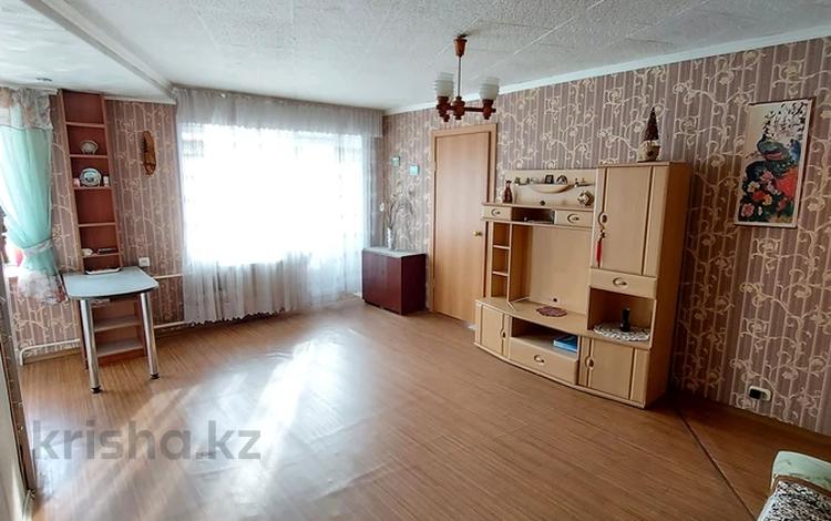 2-комнатная квартира, 44 м², 3/5 этаж, Независимости 7 за 15 млн 〒 в Усть-Каменогорске — фото 2