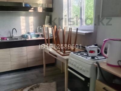 2-бөлмелі пәтер · 49.4 м² · 1/5 қабат, 4 микрорайон 7, бағасы: 10 млн ₸ в Жанатасе