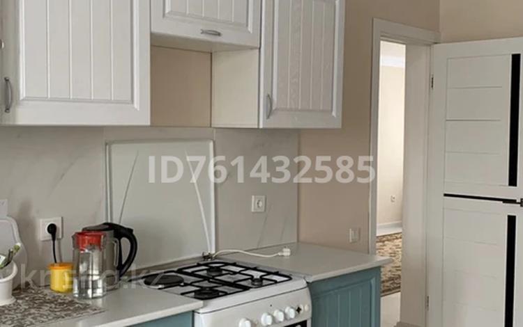 3-комнатная квартира · 75 м² · 3/3 этаж, Достық за 30 000 ₸ в Бурабае — фото 3