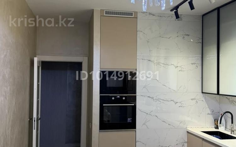 4 бөлме · 121 м² · 5/16 қабат, Сатпаева, бағасы: 200 000 ₸ в Алматы, Бостандыкский р-н — фото 2