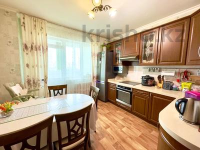 3-комнатная квартира · 100 м² · 5/13 этаж, Чингиза Айтматова 36 за 35.9 млн 〒 в Астане, Нура р-н