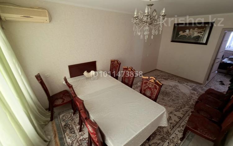 2-бөлмелі пәтер · 49.6 м² · 2/5 қабат, 2 ш/а. 290/3, бағасы: 16.5 млн ₸ в Актобе, мкр 8 — фото 2