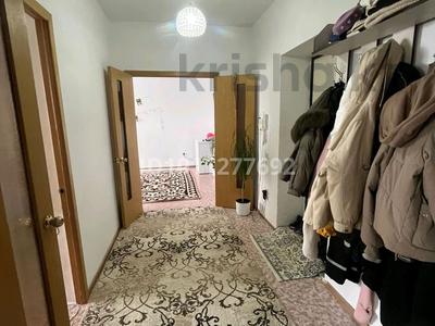 2-комнатная квартира · 58 м² · 9/9 этаж, жилой массив Есет Батыр 15 г за 17 млн 〒 в Актобе
