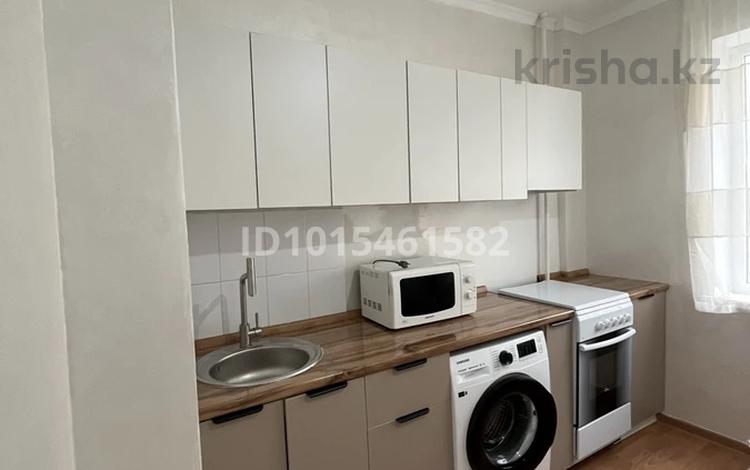 2-комнатная квартира · 58 м² · 3/5 этаж, мкр Нурсая 88 за 200 000 ₸ в Атырау — фото 2