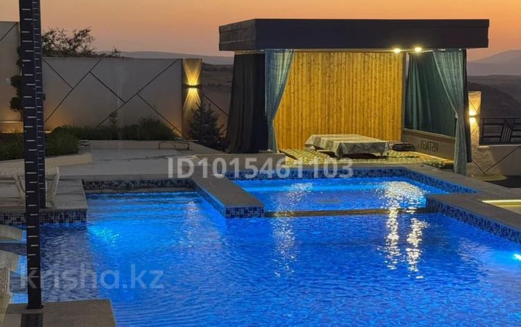 Дом · 6 комнат · 280 м², Ондасынова 17 за 175 000 ₸ в Алматы, Медеуский р-н — фото 2
