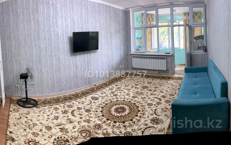 1-комнатная квартира · 43 м² · 1/5 этаж, мкр Асар 26 — Жейхун көшесі, Шым сити жанында, 89 мектеп, 5 этажды жасыл үйлер. за 16.5 млн ₸ в Шымкенте, Абайский р-н — фото 2